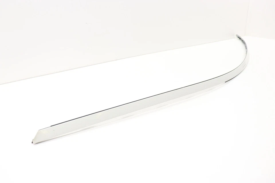 2017-2023 宝马 530I G30 右上盖车厢 DRIP 模塑盖板 原始设备制造商 白色_300 — 第 2/4 张图片