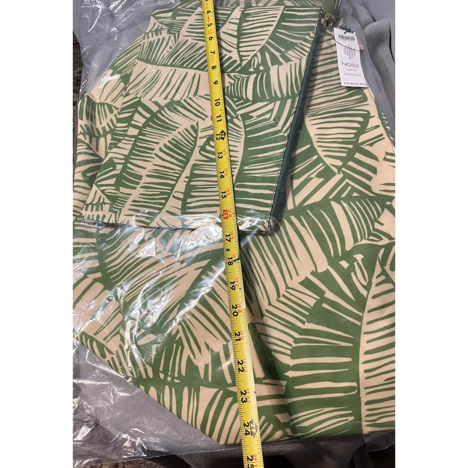 Chico's Set (2) Bolso de mano con cierre de cremallera estampado de palma y accesorio BOLSA NUEVO CON ETIQUETAS Sellado Foto 3 de 4