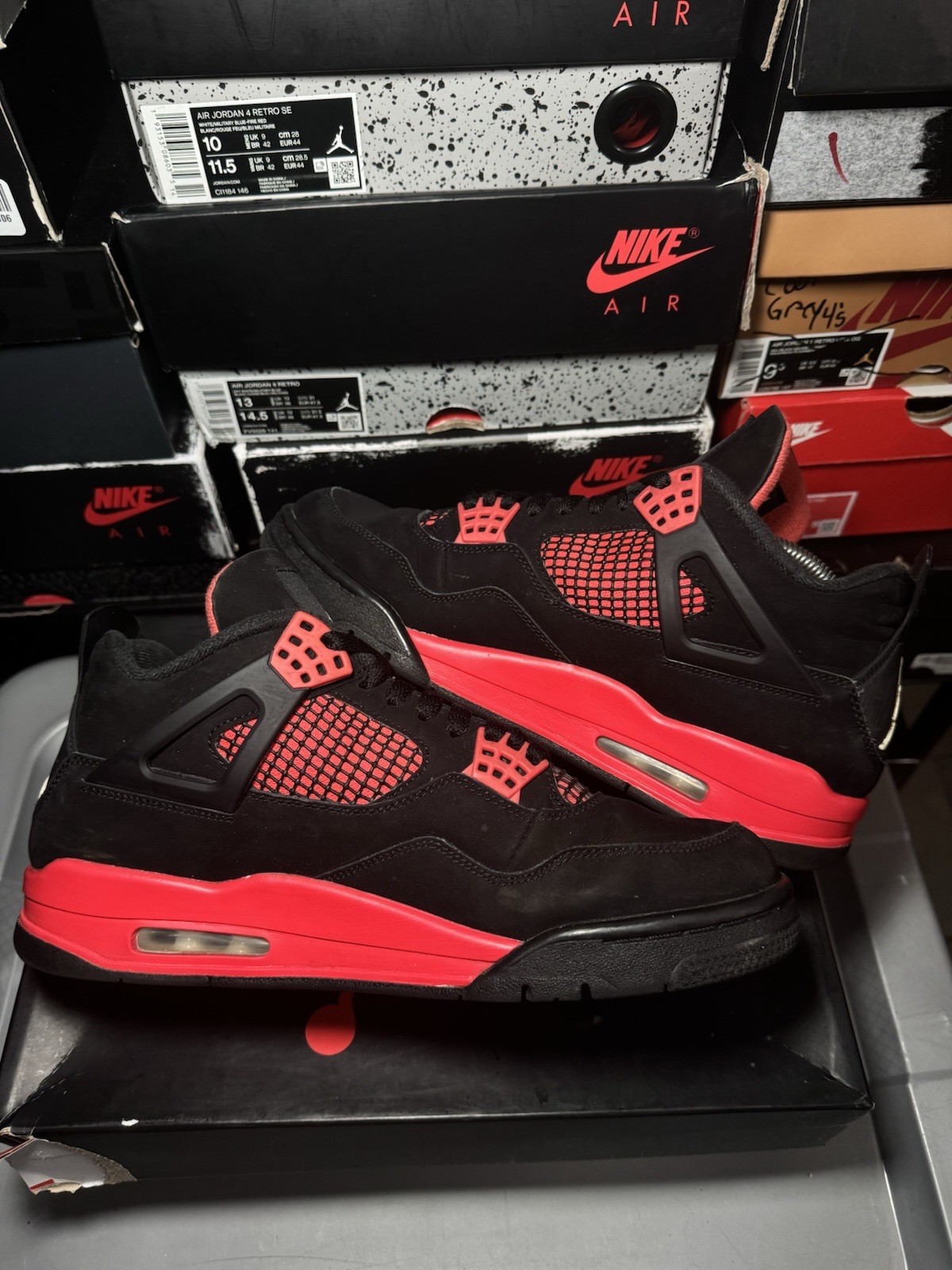 Size 10 - Jordan 4 Retro Mid Red Thunder (USED)