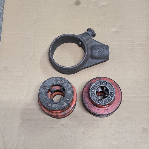 RIDGID 12-R Pipe Threading Ratchet Head & 2 Die Heads 1", 1/2" Inch READ