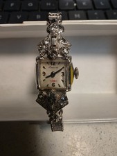 LUCERNE Ladies Wristwatch Fancy Bracelet 17 Jewels Vintage Swiss Made Watch Runs