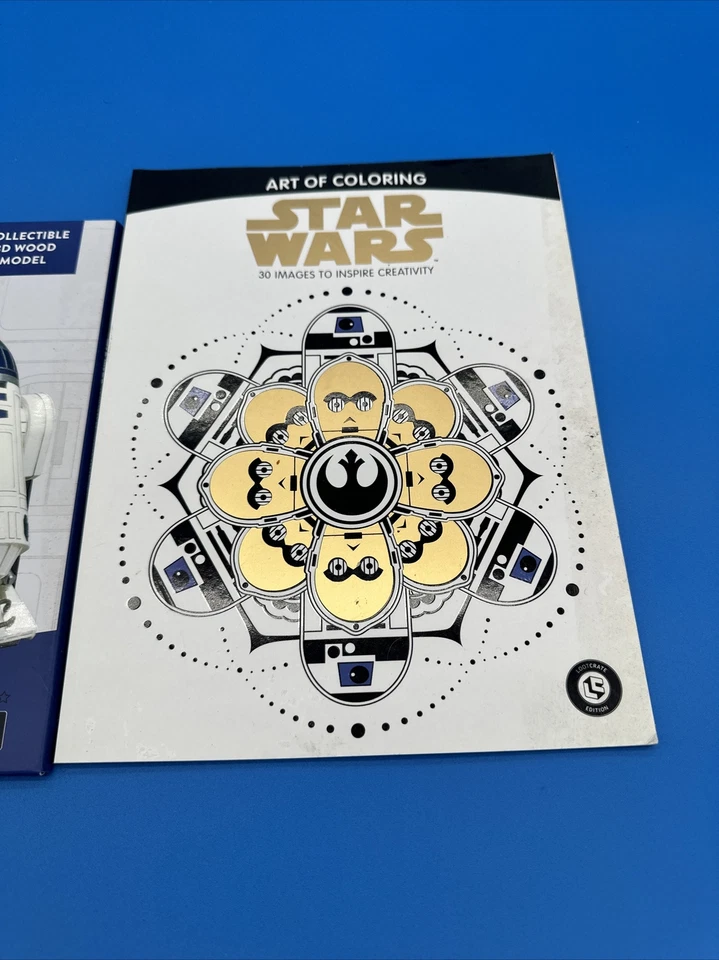 Rompecabezas modelo madera 3D coleccionable Star Wars R2-D2 *NUEVO EN CAJA* y libro para colorear Foto 3 de 3