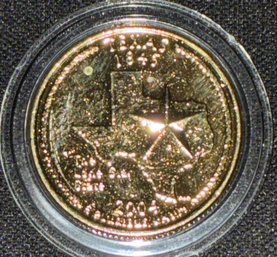 2004 p Uncirculated 24k Gold Plated Washington Quarter UNC Texas State Quarter - Image 2 of 4