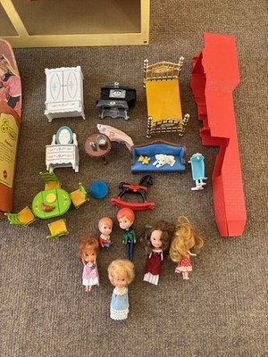 1980 MATTEL THE LITTLES Victorian Dollhouse & Accessories With