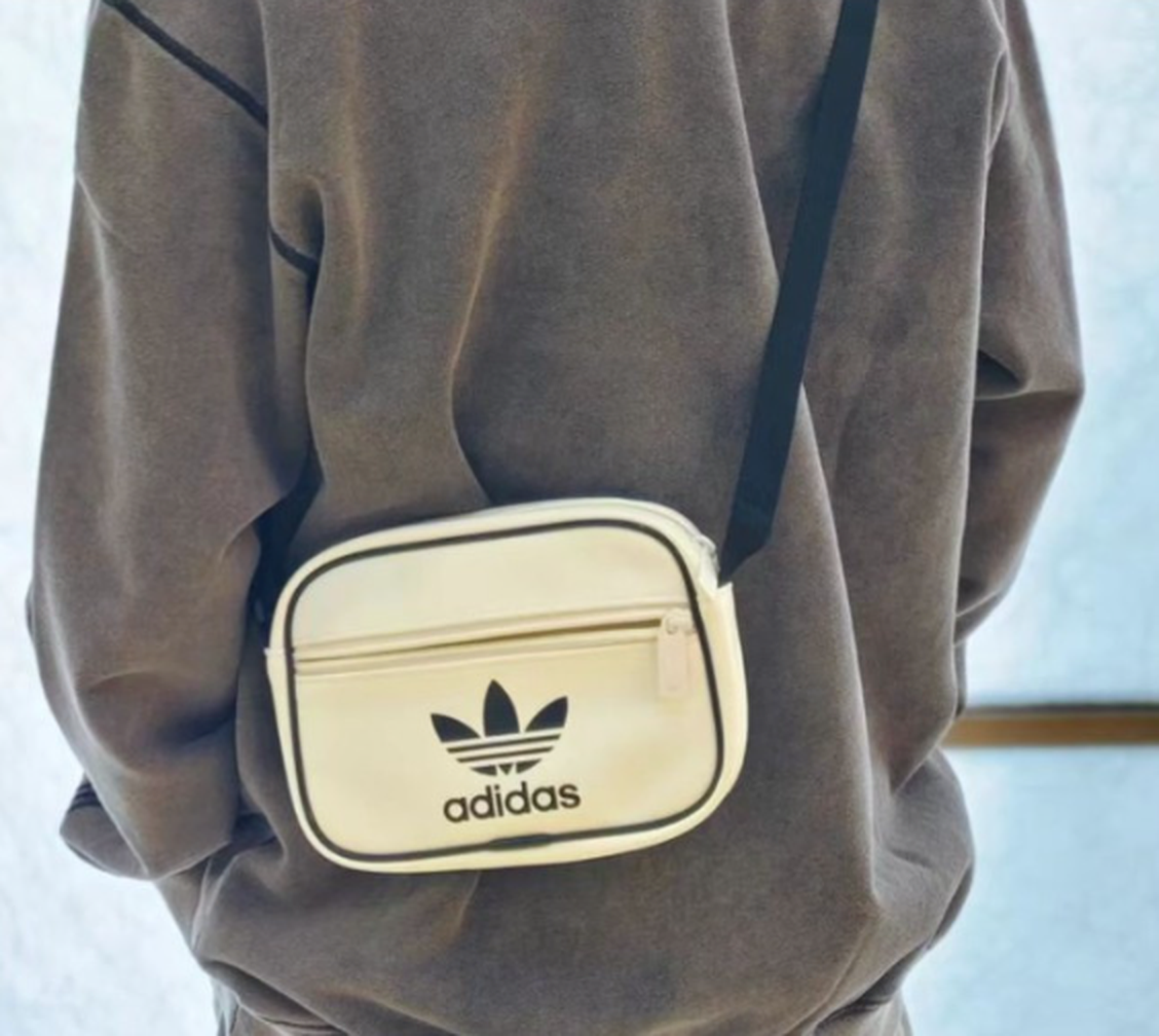 adidas Originals Adicolor Mini Airliner Bag JI9445 – Cloud White