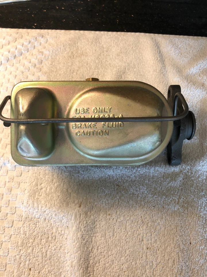 Camión furgoneta Ford F100 1973-79 cilindro maestro Bendix 2227831 reconstruido nuevo de stock Foto 4 de 4