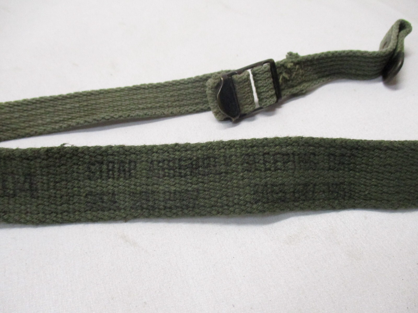 VINTAGE USGI M1965 MUMMY SLEEPING BAG COMPRESSION STRAPS KEEPER OD