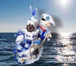 boat diaper cake