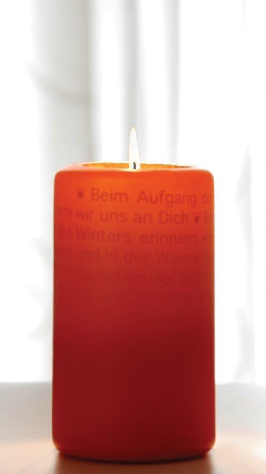 Wortlicht Kerze in Orange - 40 Stunden Brenndauer - Neu im Karton - Kostenloser Versand