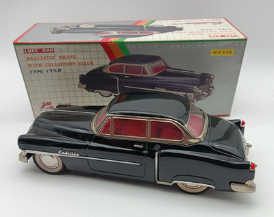 LUXE CAR / MF330 Cadillac  1:18 / Type 1950 / RAR / Modellauto