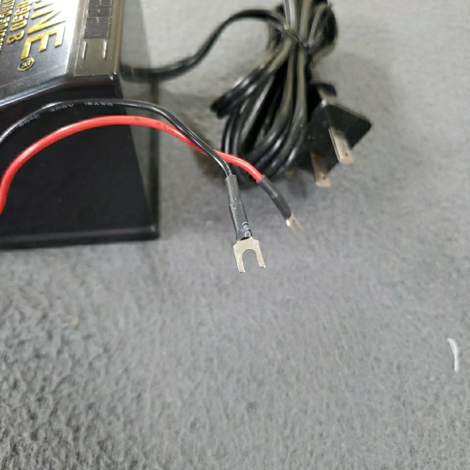 K-Line Model K-0950B 30 Watt Train Hobby Transformer Power Supply Pack - Image 3 of 4