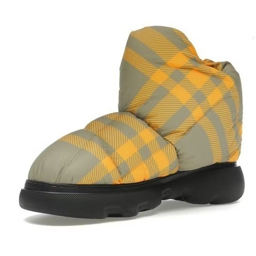 Burberry MEN'S Hunter Check Drawstring Pillow Padded Snow Boots, Sz 43