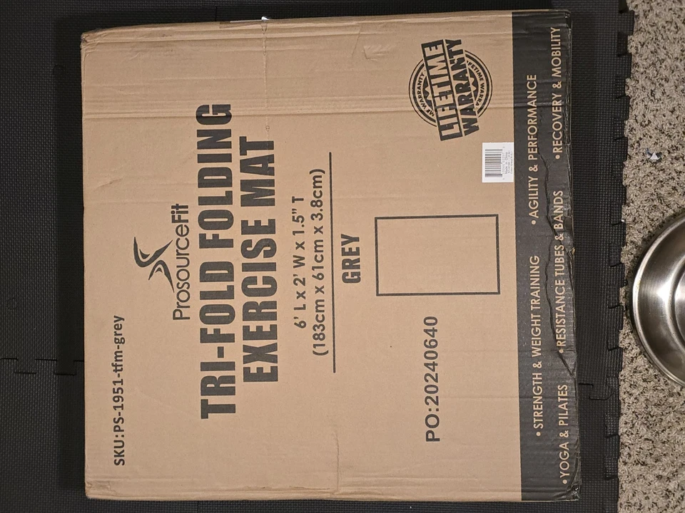 Prosource Tri-fold Folding Thick Exercise Mat 6’x2’ with Carrying Handles - Image 4 of 4