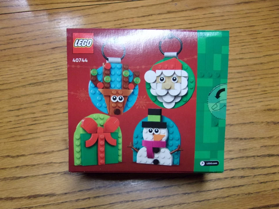 In Hand New/Slight Creases 2024 Lego 40744 Christmas Ornament Selection Set - Image 2 of 3