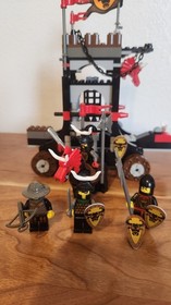 LEGO Castle: Bull's Attack (6096) - Complete with Instructions No Box