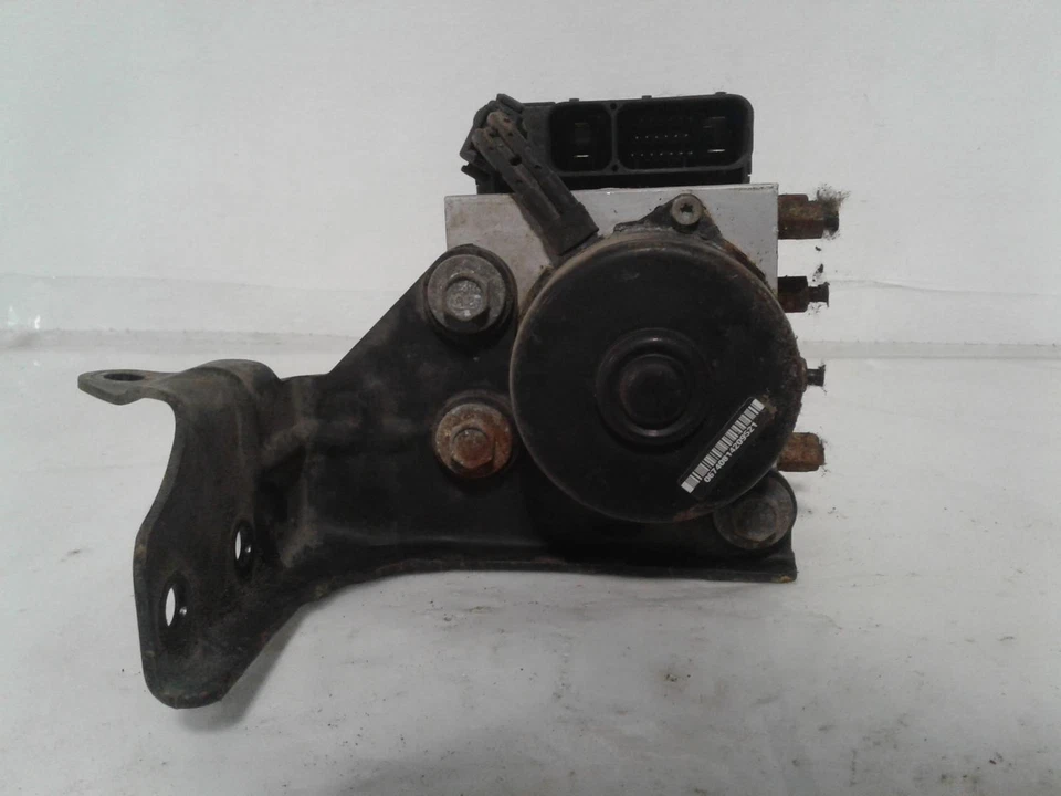 Used ABS Pump and Motor Assembly fits: 2002 Chrysler Sebring Assembly Sdn Grade - Image 2 of 4