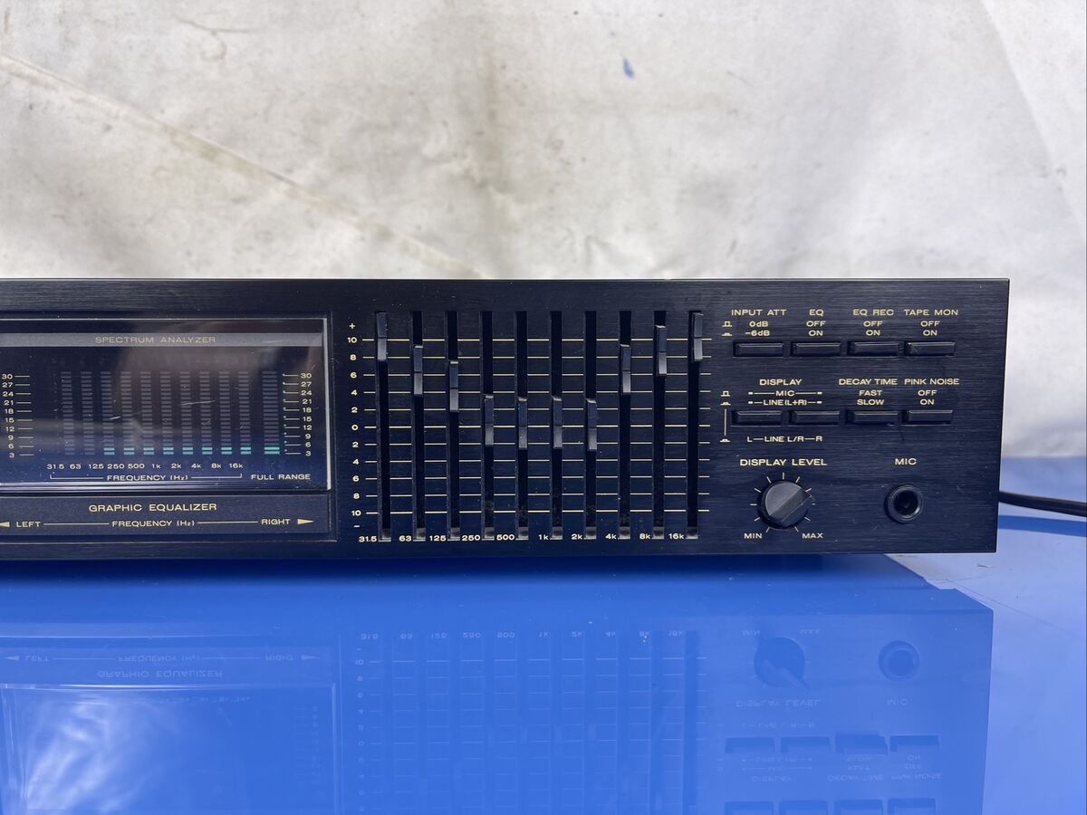 Marantz EQ551 Stereo Graphic Equalizer Spectrum Analyzer W Marantz EQ551 Stereo Graphic Equalizer Spectrum Analyzer W