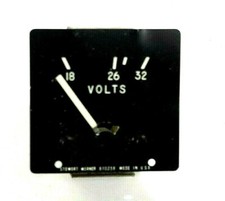Cessna Aircraft Volt Gauge 440379 Stewart Warner New Old Stock Cessna Aircraft Volt Gauge 440379 Stewart Warner New Old Stock