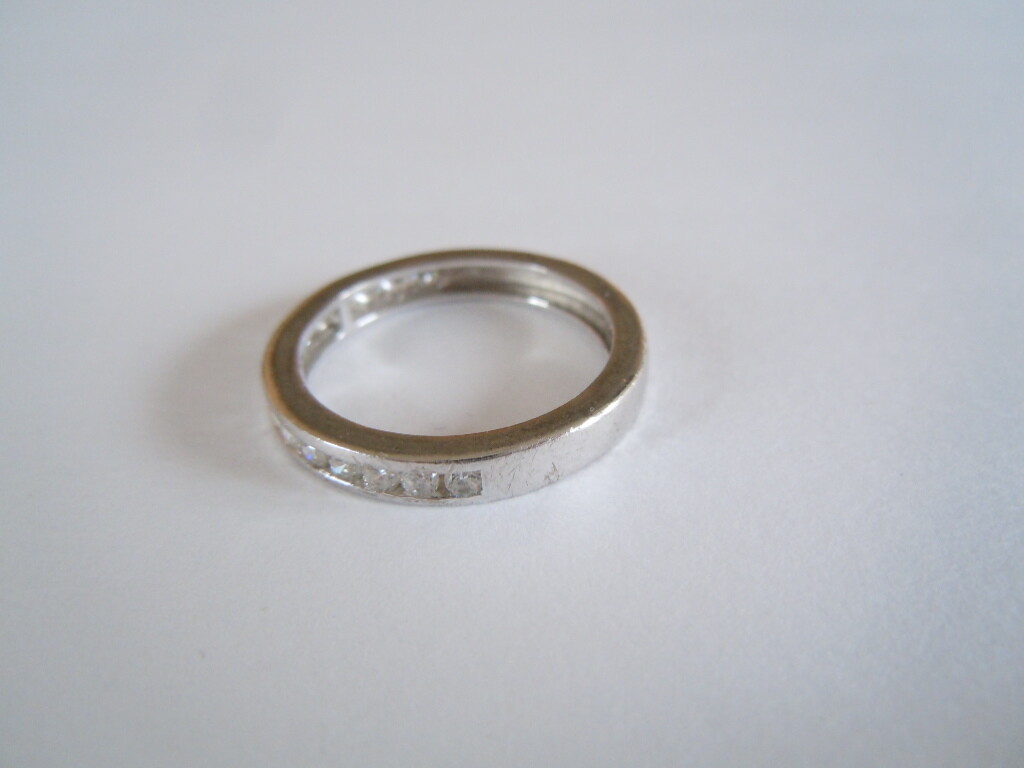 925 Silver Memory Ring Half Set with Clear Stones… - image 3