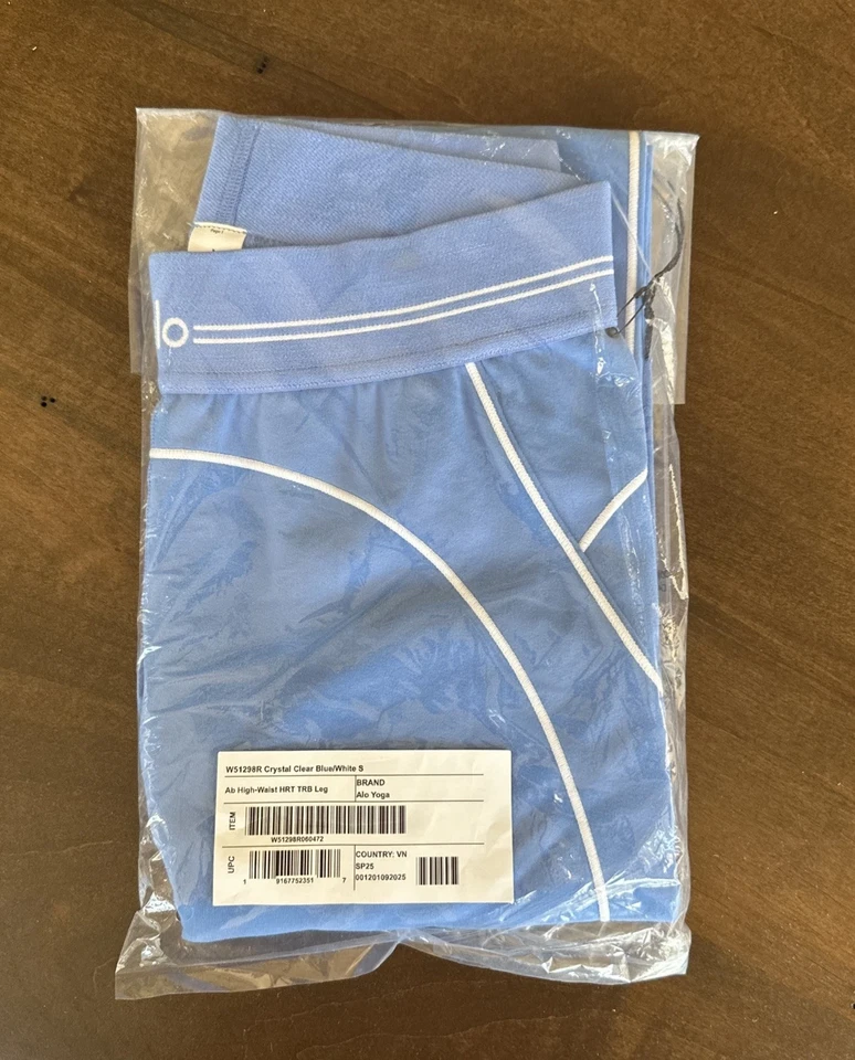 AIo Yoga Aerógrafo Cintura Alta Corazón Golpe Leggings Mujeres Esculpir Ropa Activa Pantalón Foto 3 de 4