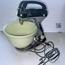 Vtg Chrome Scovill Hamilton Beach Model 25 Stand Mixer 1 Bowl 1 Beater Working