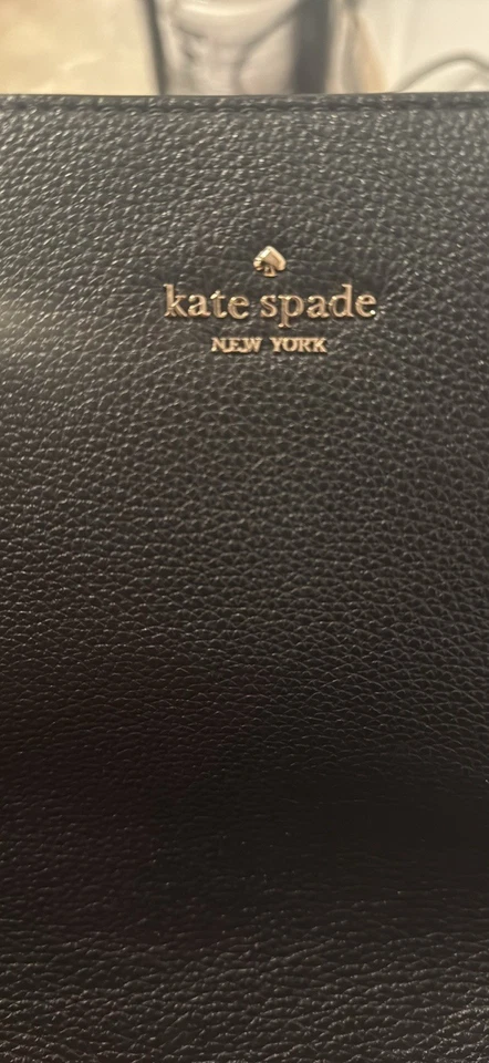 Bolso de hombro Kate Spade mediano de cuero negro para mujer Foto 4 de 4