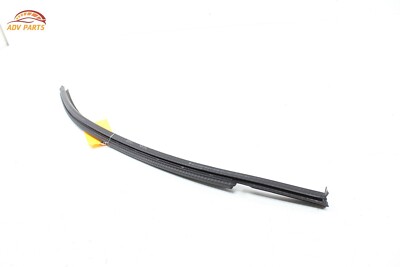 2017-20 BENTLEY BENTAYGA FRONT LEFT DOOR WINDOW INNER BELT WEATHERSTRIP SEAL OEM