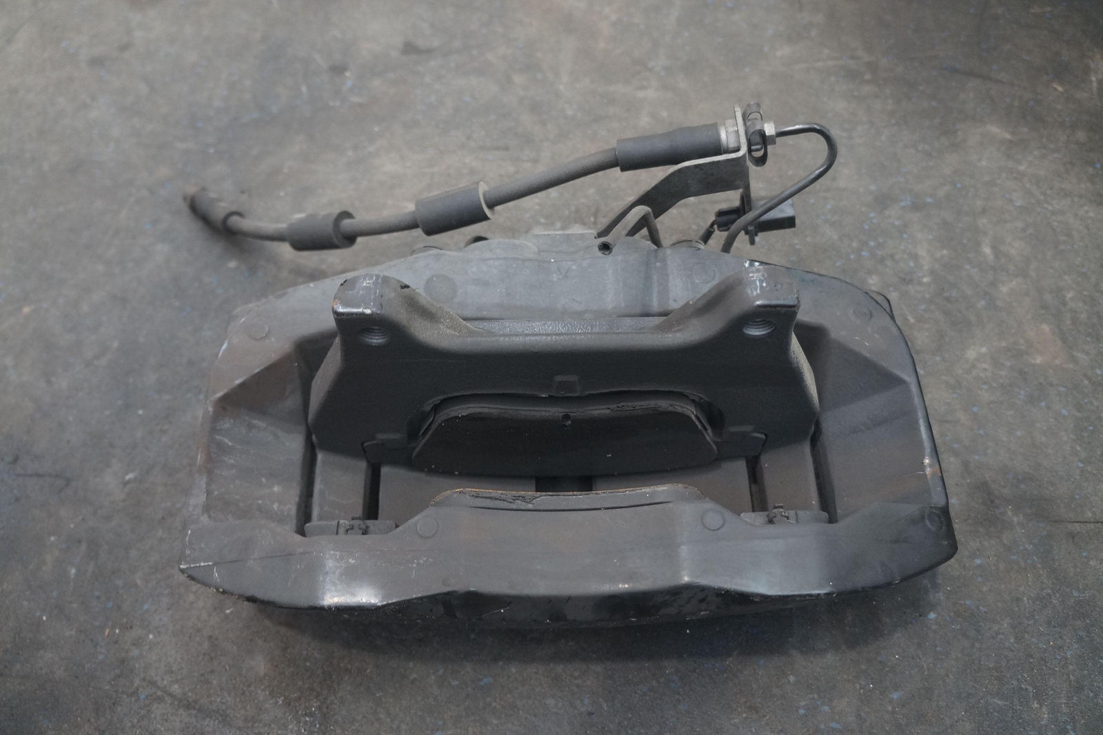 Front Left Brake Caliper & Bracket OEM Bentley Continental GTC 2016