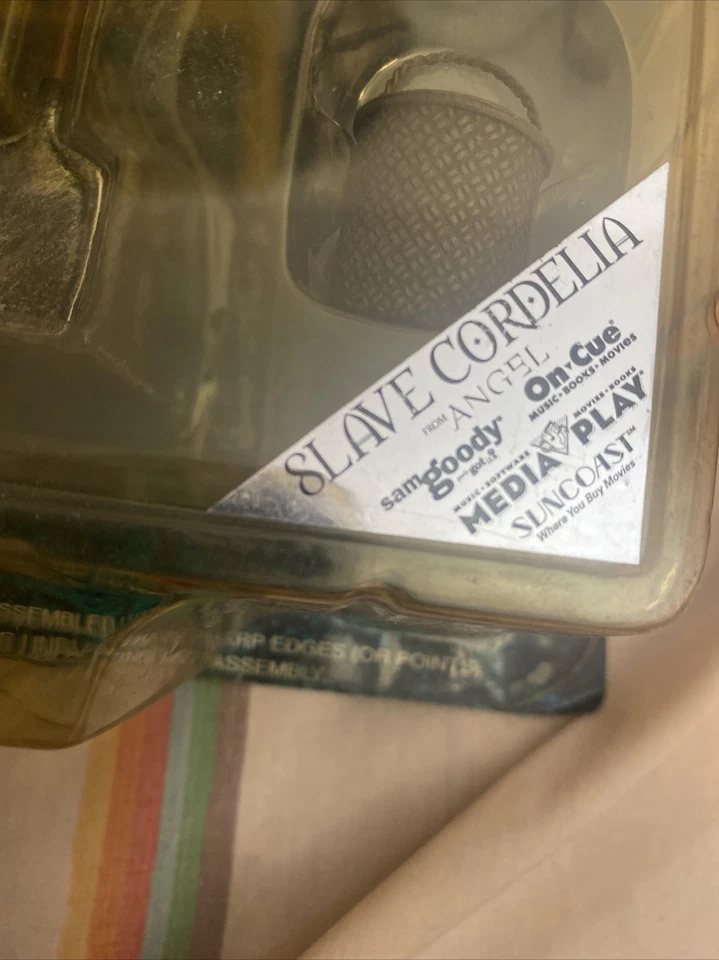 Slave Cordelia Sam Goody exclusivo 2005 Angel Moore acción sin usar, en caja Foto 4 de 4