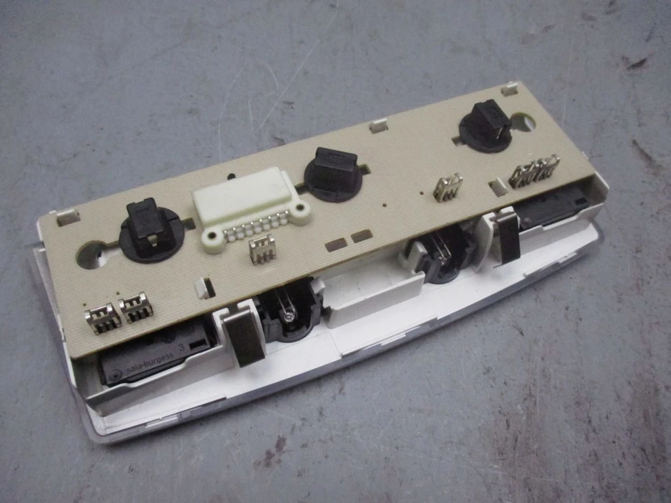 Luz Interior Trasera Para BMW 5 E60 525D 6962057 - Imagen 4 de 4