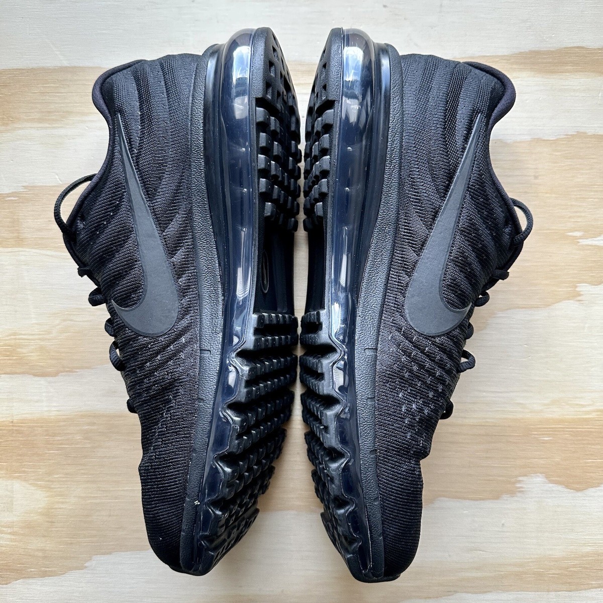 NIKE AIR MAX 2017 