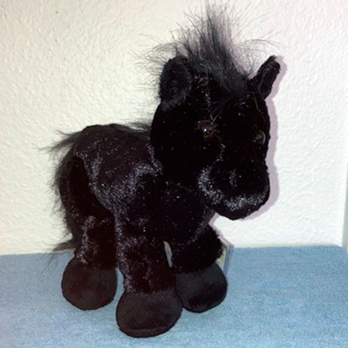 NWT GANZ WEBKINZ RETIRED CLASSIC STALLION PLUSH TOY HM145 W/ SEALED UNUSED CODE
