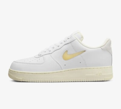 Nike Air Force 1 '07 LX White Pale Vanilla Yellow Men's Size 10.5 New DC8894-100