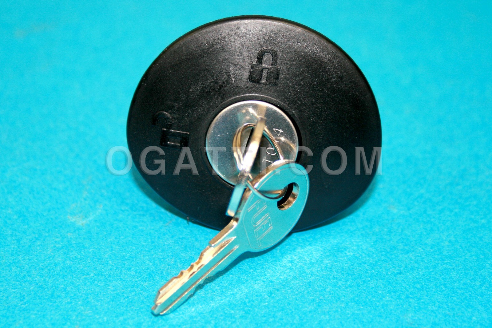 Locking Fuel Plug Gas Cap with Keys GENUINE OEM BRAND NEW 200913