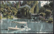 Amerika Postkarte - Bootfahren im East Lake Park, Los Angeles, Kalifornien RT1111