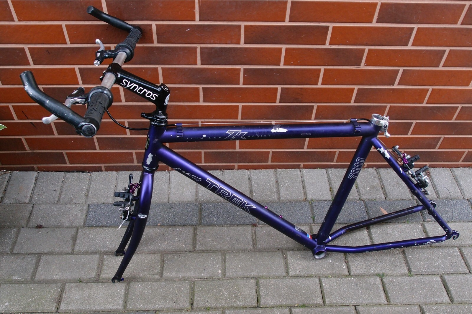 Trek 7000 Aluminum Zx Series Flash 