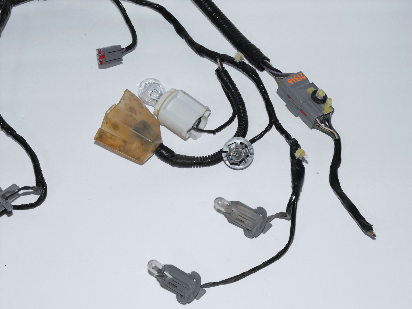 1993 1996 Lincoln Mark VIII Center Trunk Tail Ligt Wire Harness Lincoln