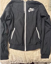 Nike Windrunner Women s Full Zip Hooded Windb...