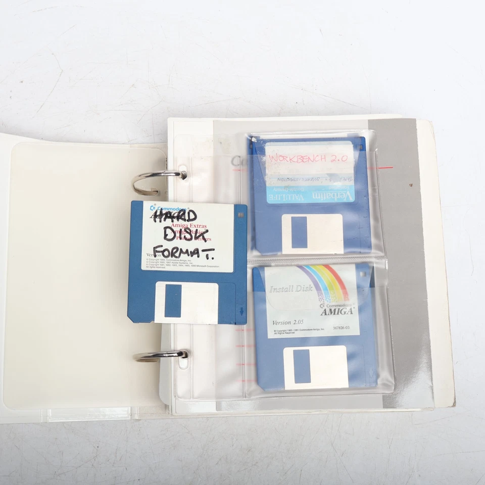 RARE Commodore Amiga Using The System Software Manual + Version 2.04 Disks - Image 2 of 4
