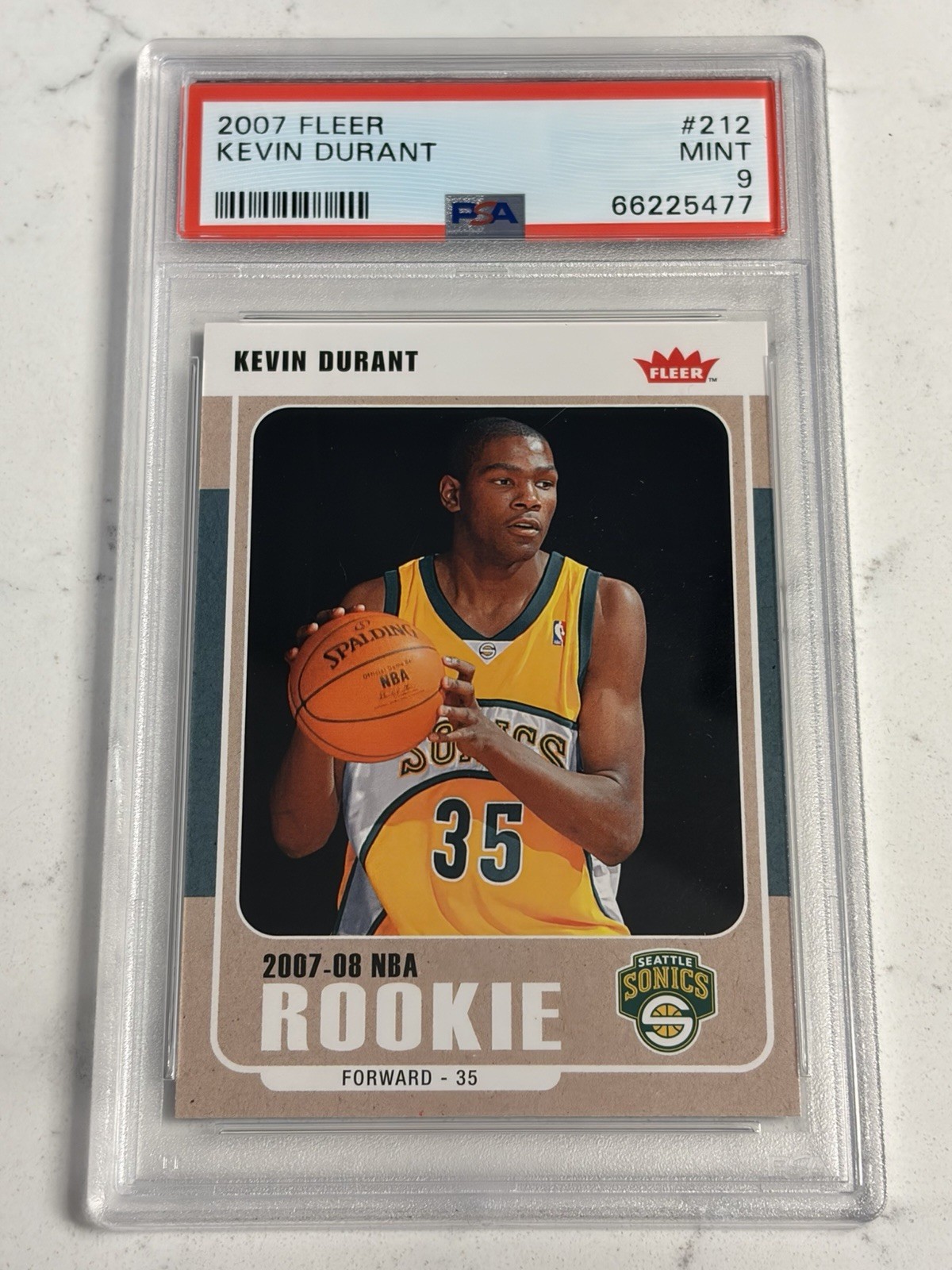 2007 Fleer NBA Rookie Kevin Durant #212 (RC) PSA 9 MINT Future HOF