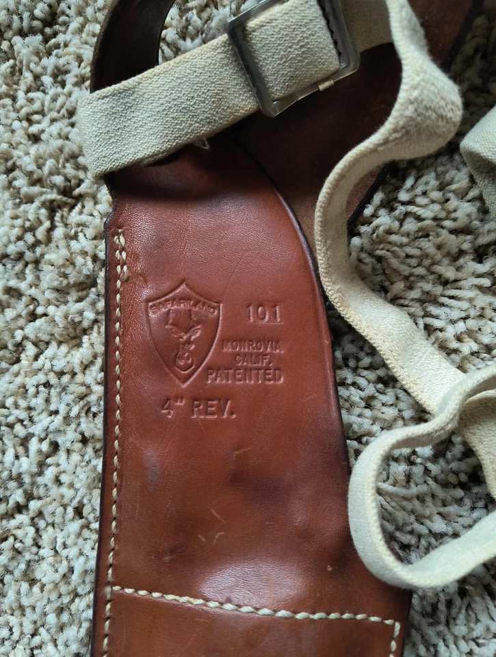 Safariland 101 Rev 4" Shoulder Holster Brown Right Hand - Image 3 of 3