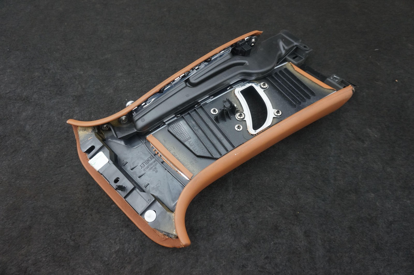 Set Upper B Pillar Trim OEM 3W5867285D Bentley Continental Flying Spur 2006-12