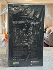 Hot Toys MMS750 Batman Armory & Bruce Wayne 2.0 1/6 Scale Figure The Dark Knight