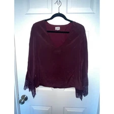 CAMI NYC Silk Blouse V Neck L/S Lace Wrists  Deep Plum Size XS
