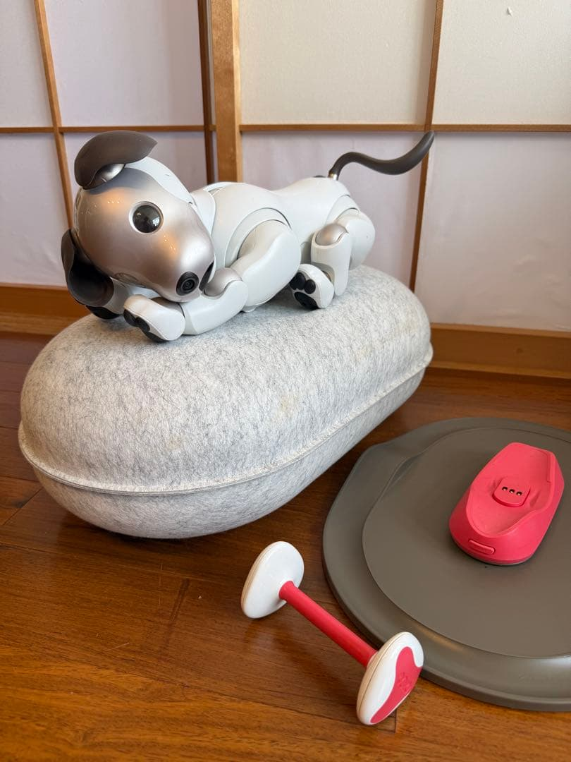 Sony aibo ERS-1000 Entertainment Robot Dog Ivory White Tested
