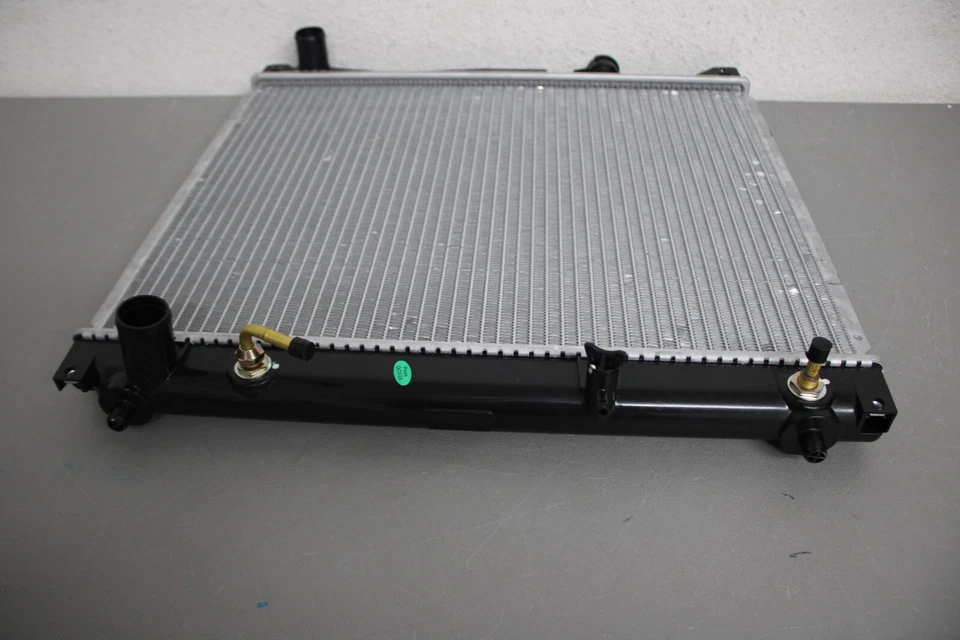 1996 1997 1998 SUZUKI SIDEKICK FRONT RADIATOR 1.8L Foto 4 de 4