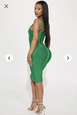 Sleek Green Bodycon Midi Dress