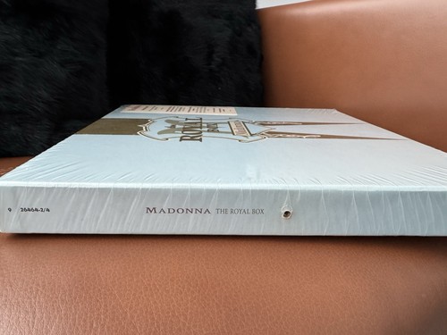 Madonna 'The Royal Box' CD Edition Rare !! Immaculate Collection Best Of - Picture 4 of 9