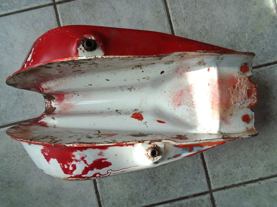 Penton MC-5, 1976 tanque de gasolina. Foto 4 de 4