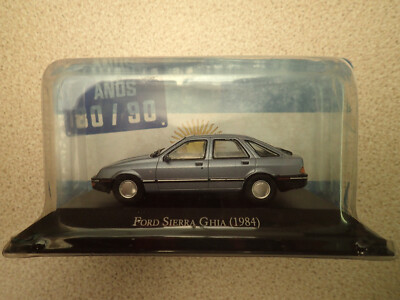 Ex Magazine Partwork 1:43  Ford Sierra Ghia 1984 Blue Sealed in Display Case
